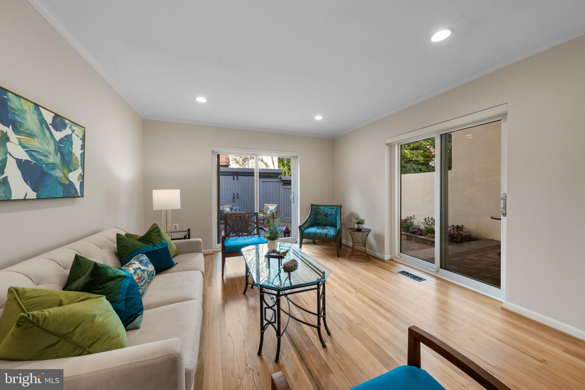 1583 INLET COURT