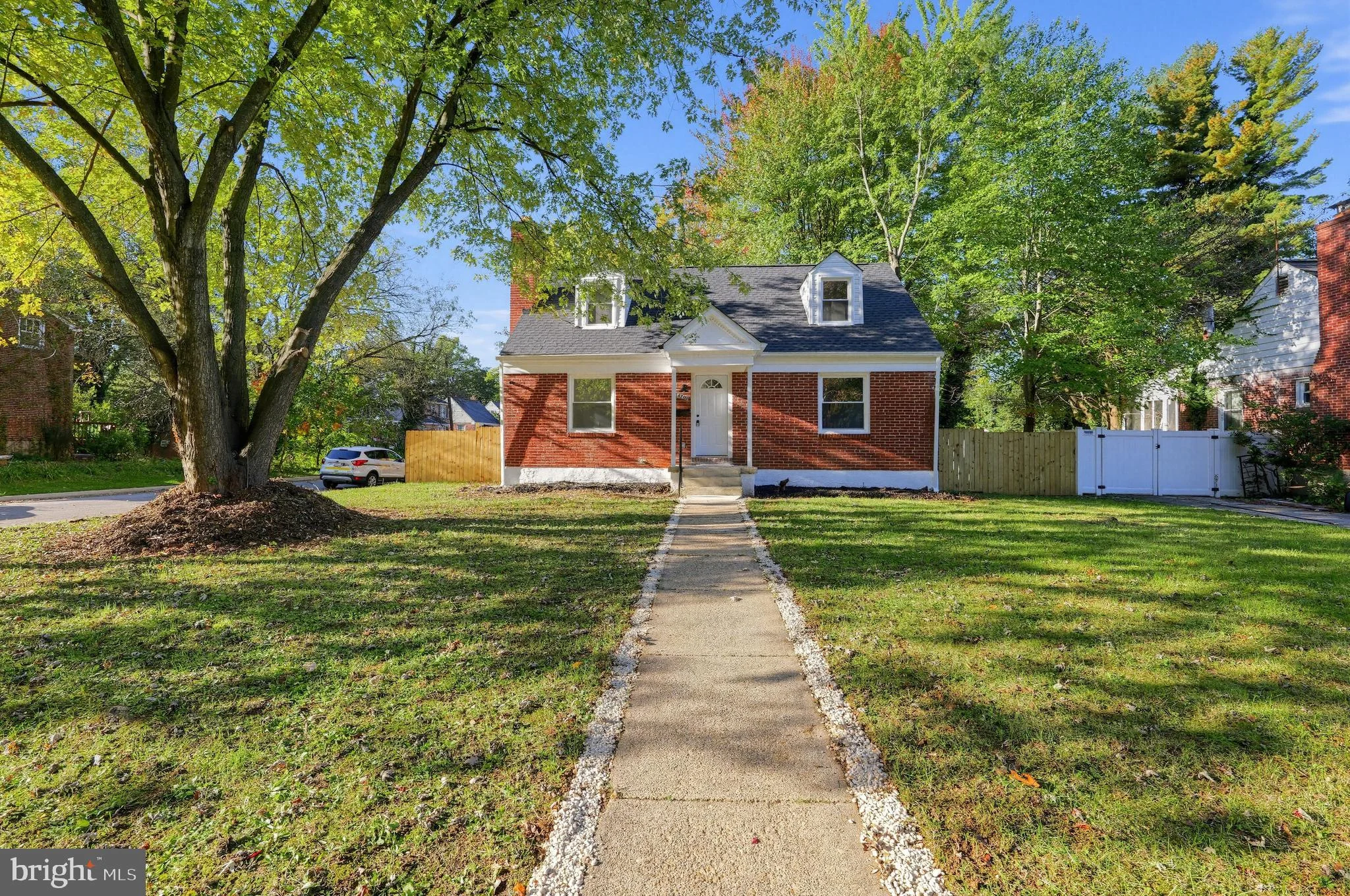 6700 Laurel Drive