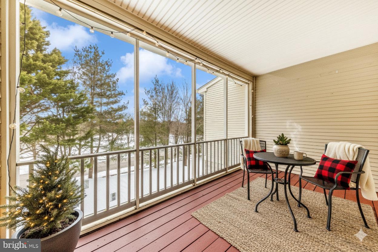 WAVERLY WOODS - Residential