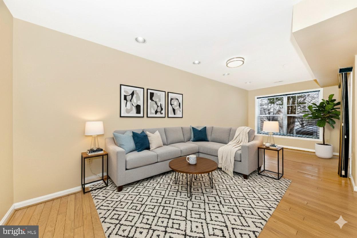 WAVERLY WOODS - Residential