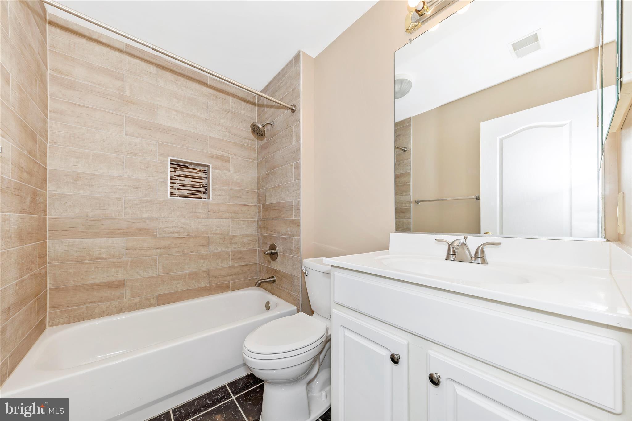 WAVERLY WOODS - Residential