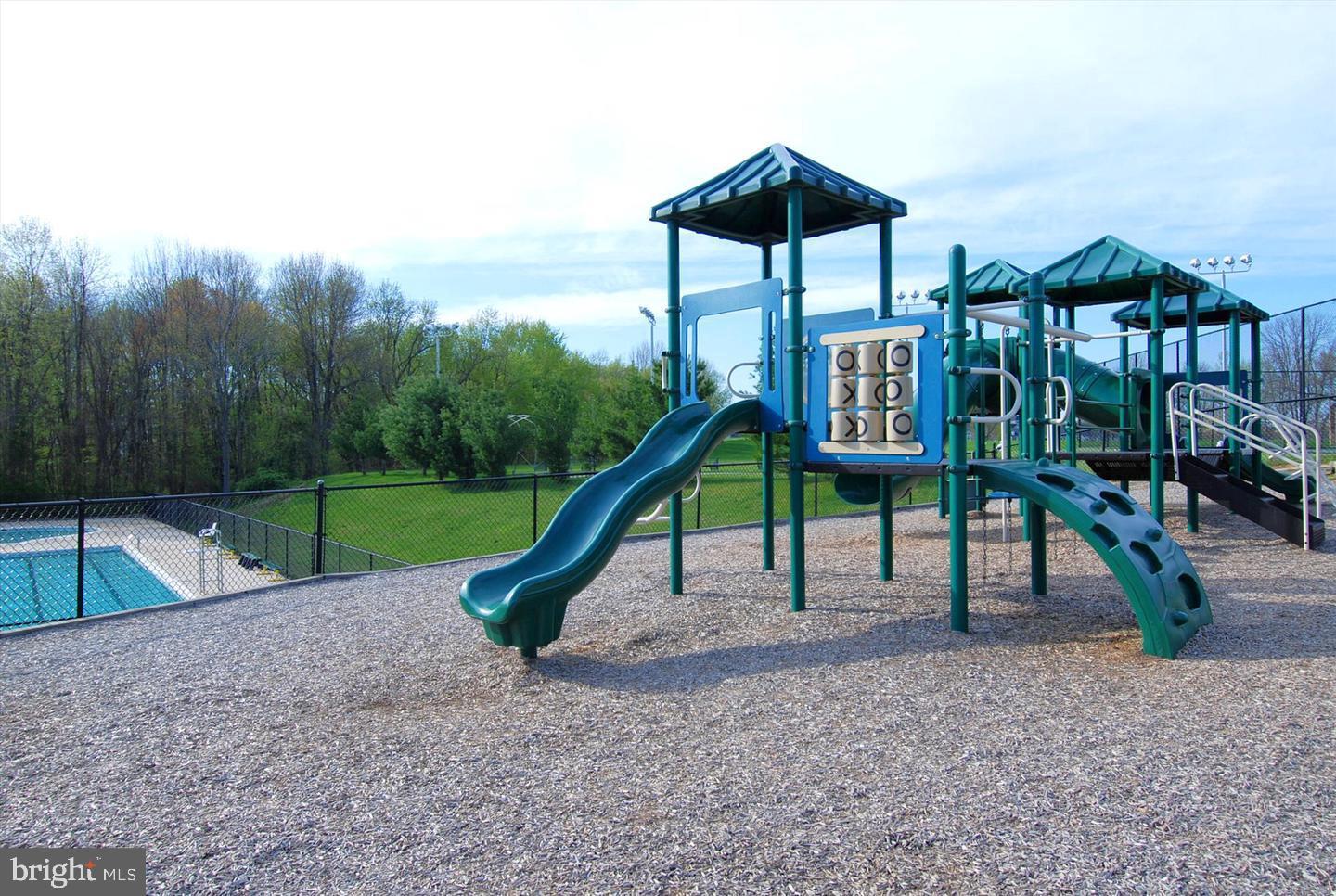 WAVERLY WOODS - Residential