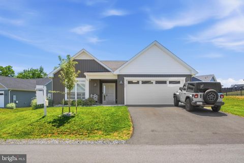 Homes For Sale - 150 Duluth Drive<br/> Berkeley County, MARTINSBURG, WV 25404