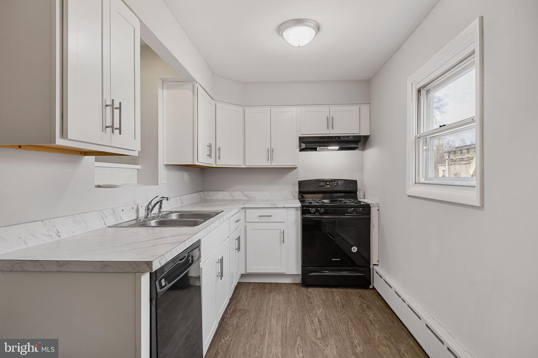 MANAYUNK - Residential