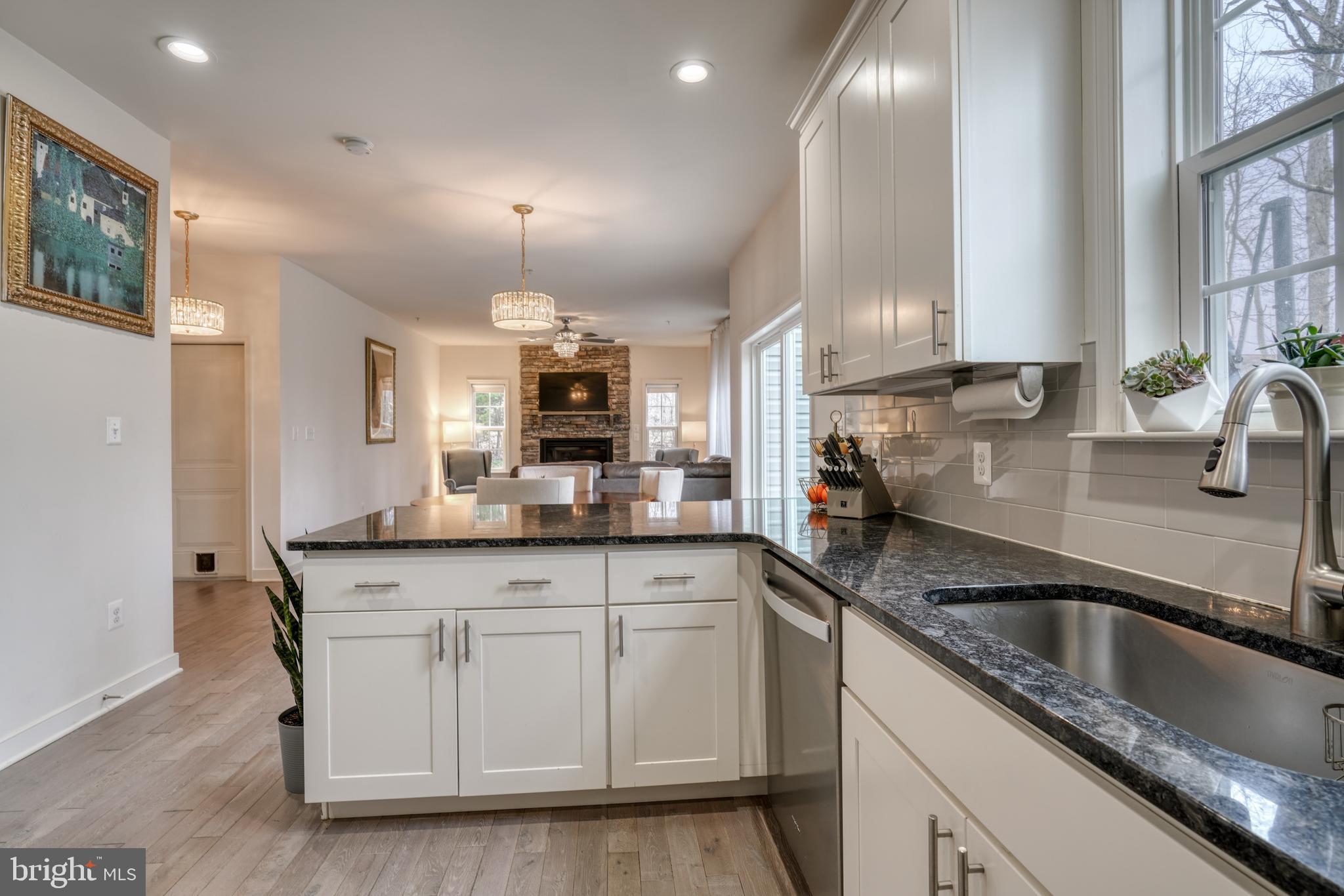 JARRETTSVILLE - Residential