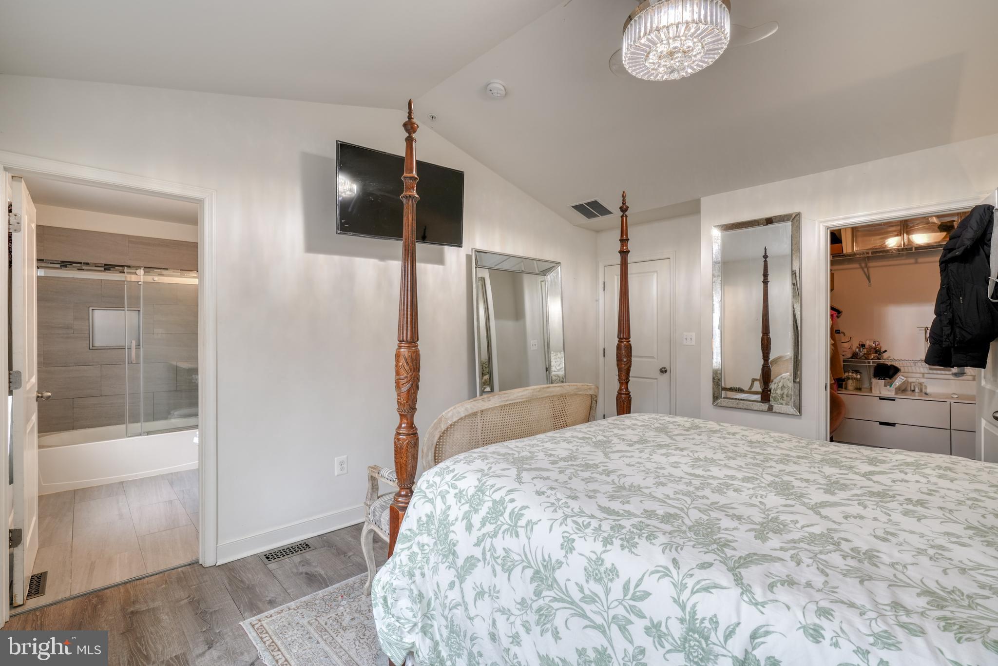 JARRETTSVILLE - Residential