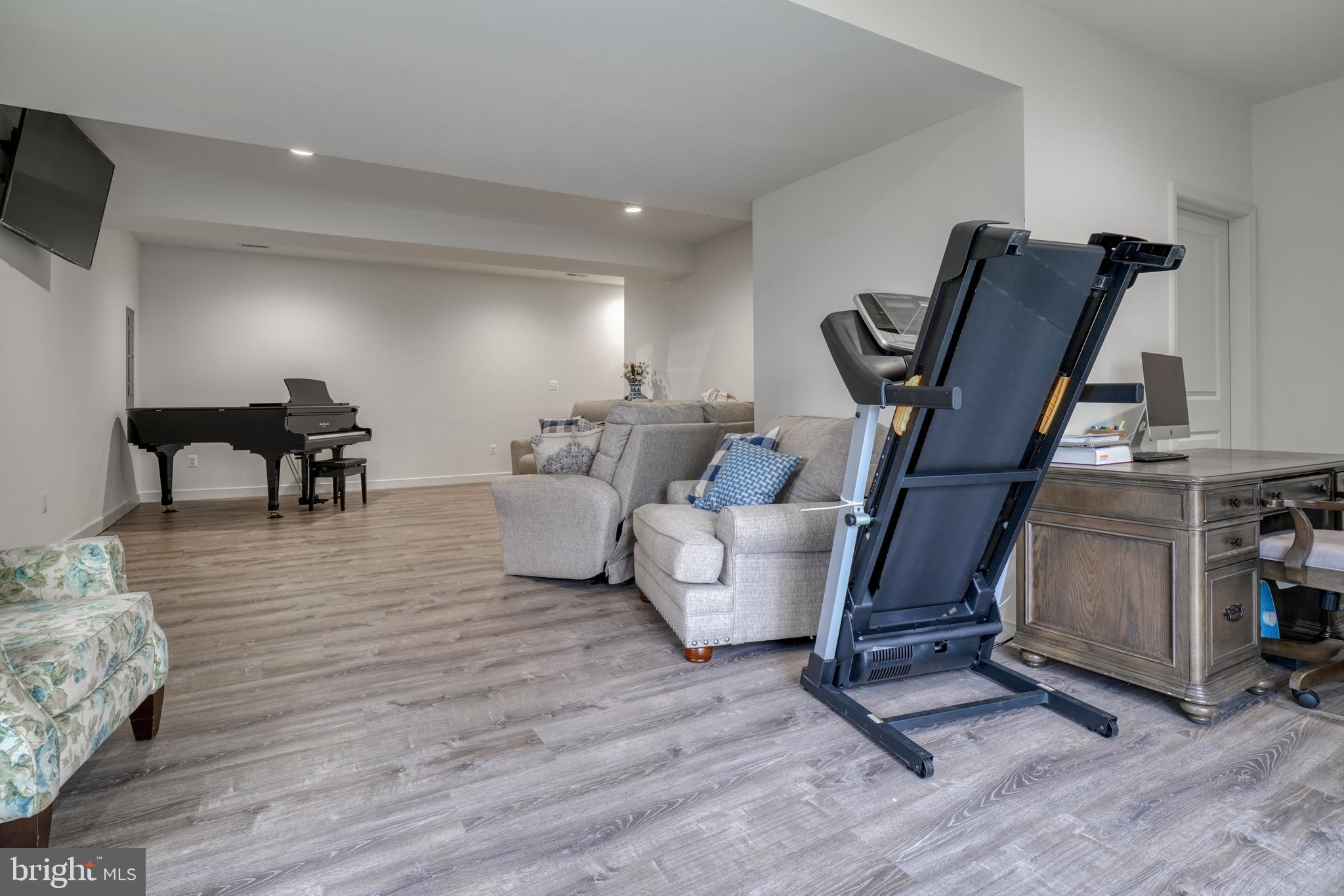 JARRETTSVILLE - Residential