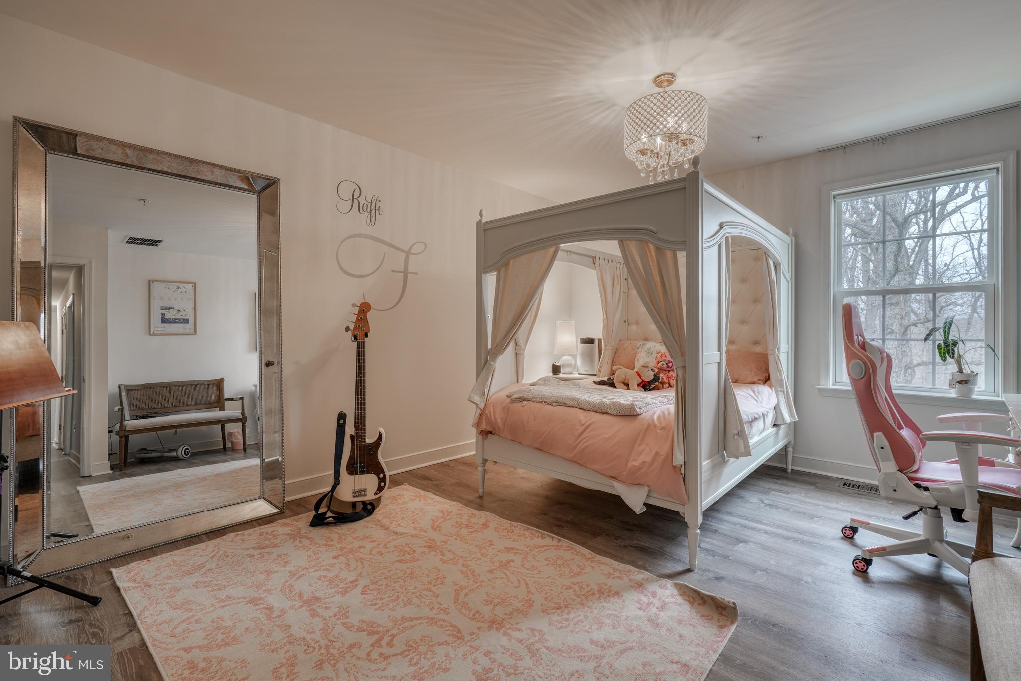 JARRETTSVILLE - Residential