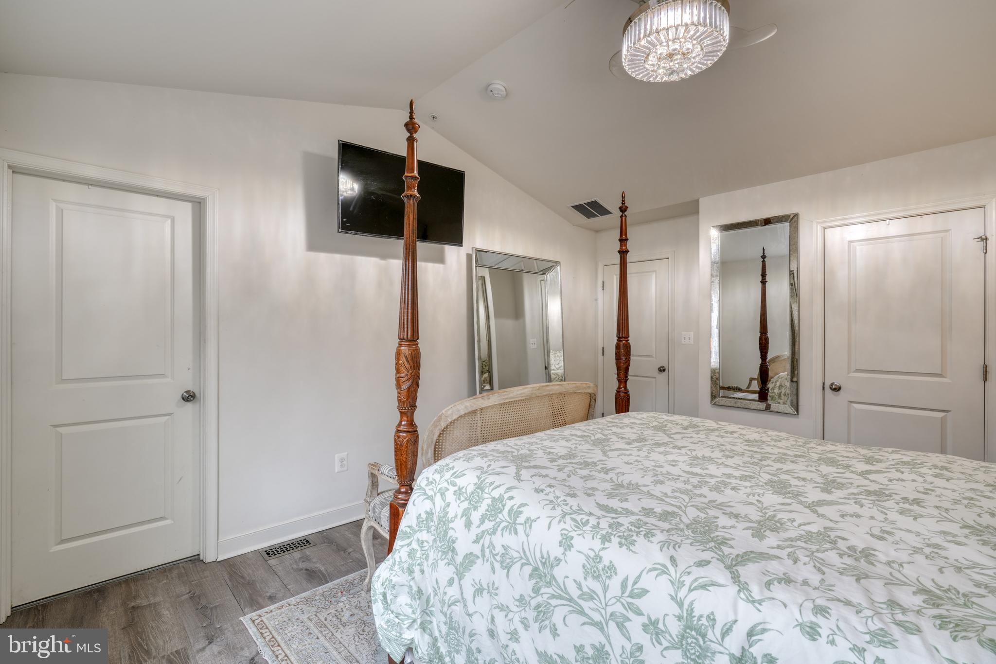 JARRETTSVILLE - Residential