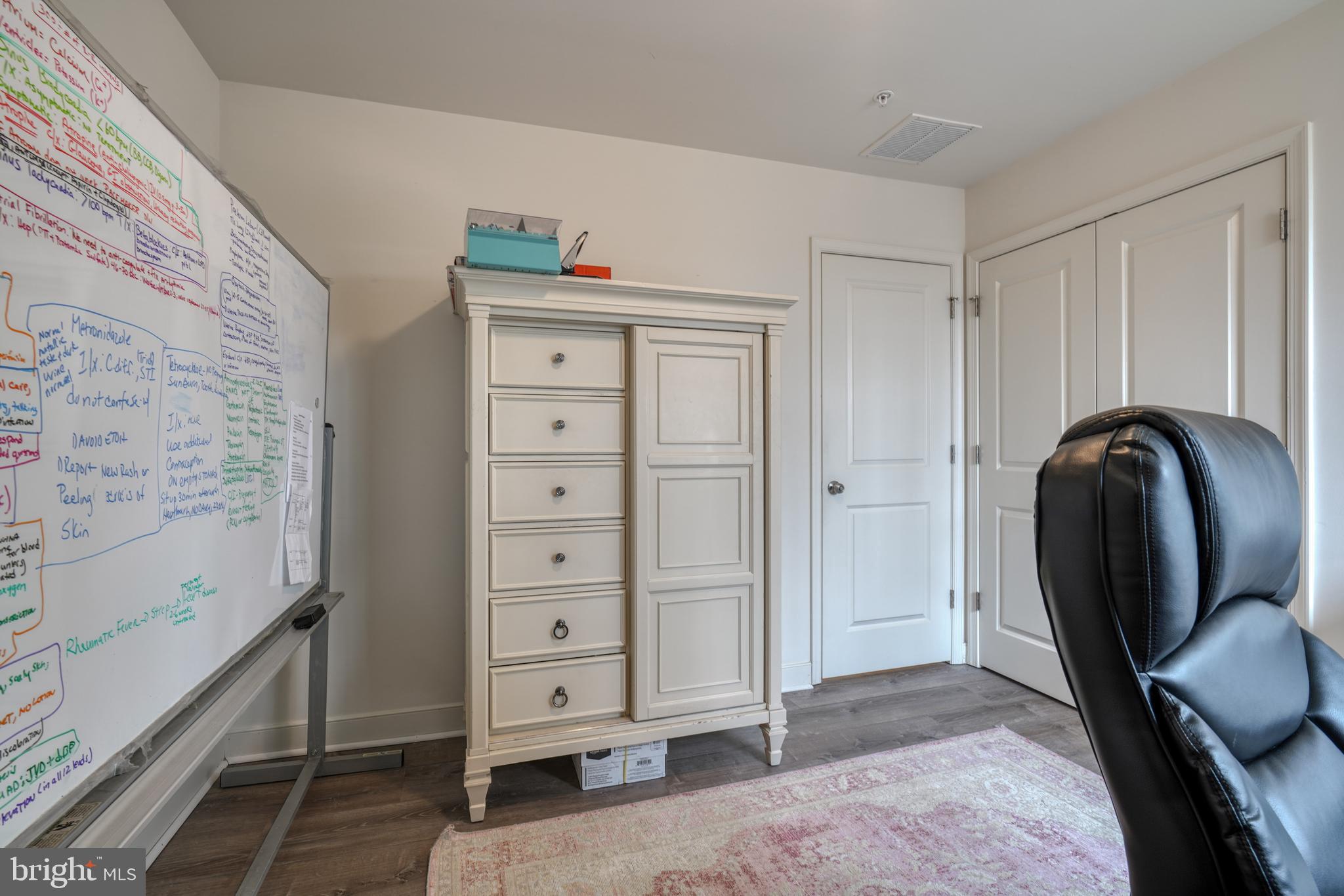 JARRETTSVILLE - Residential