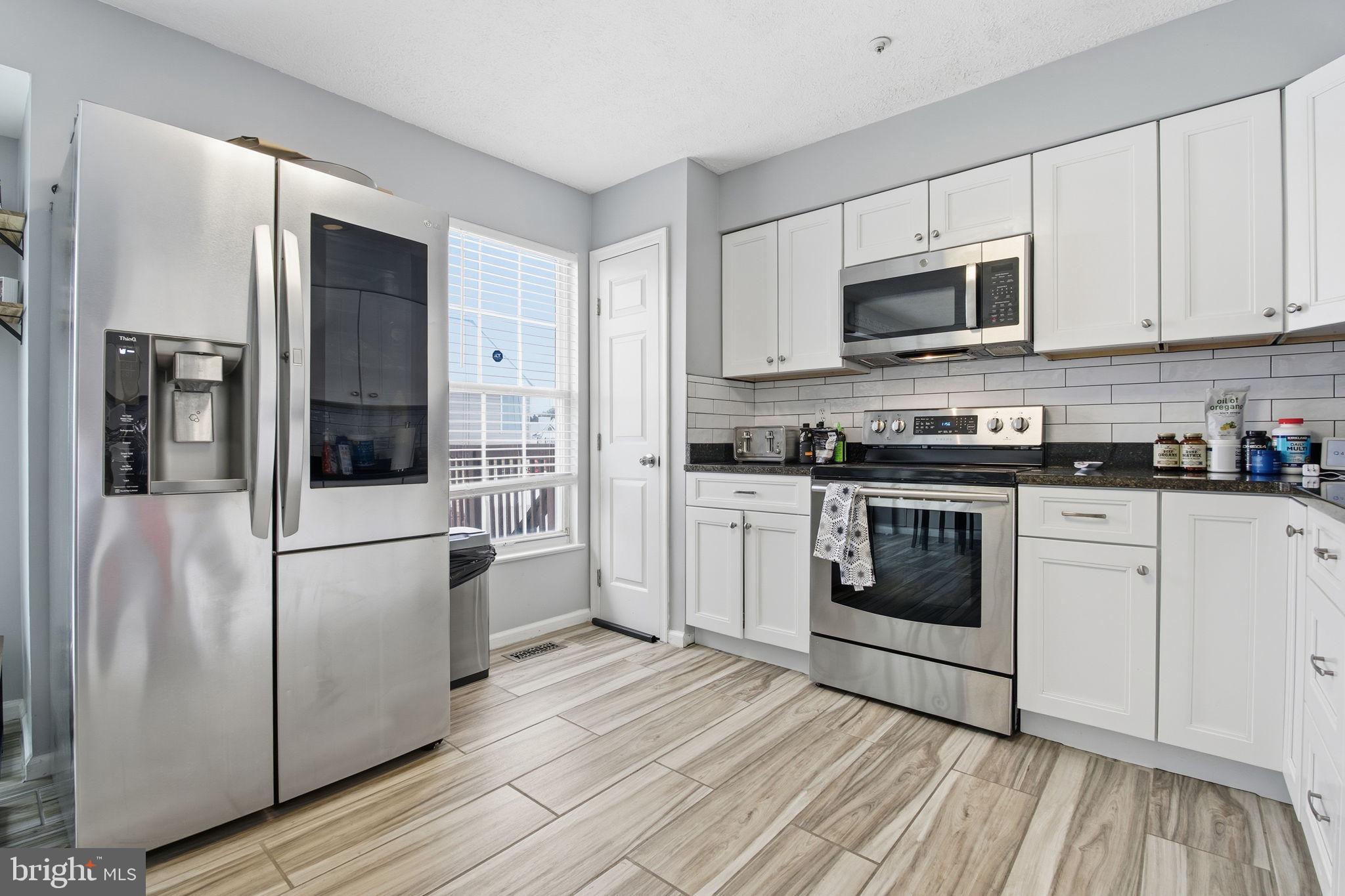 SENECA HARBOR - Residential Lease