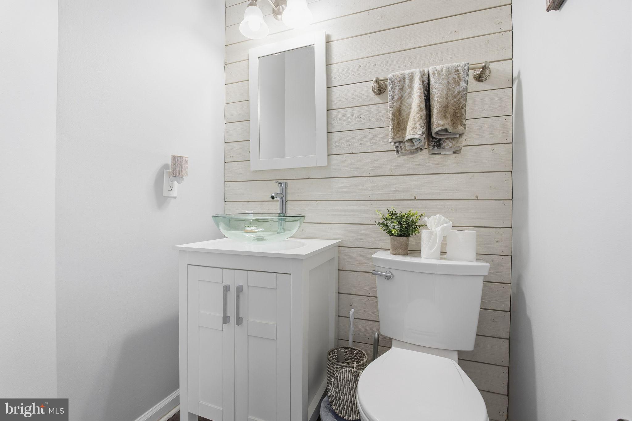 SENECA HARBOR - Residential Lease