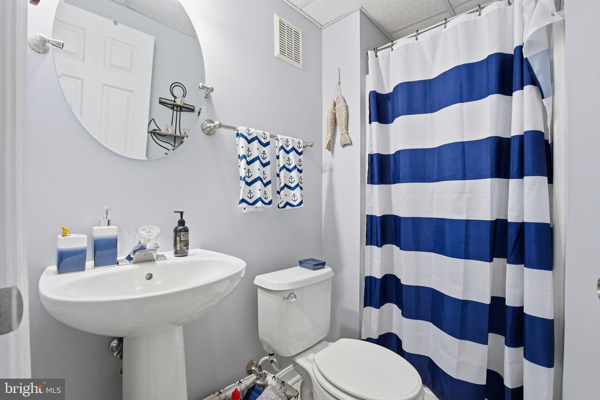 SENECA HARBOR - Residential Lease