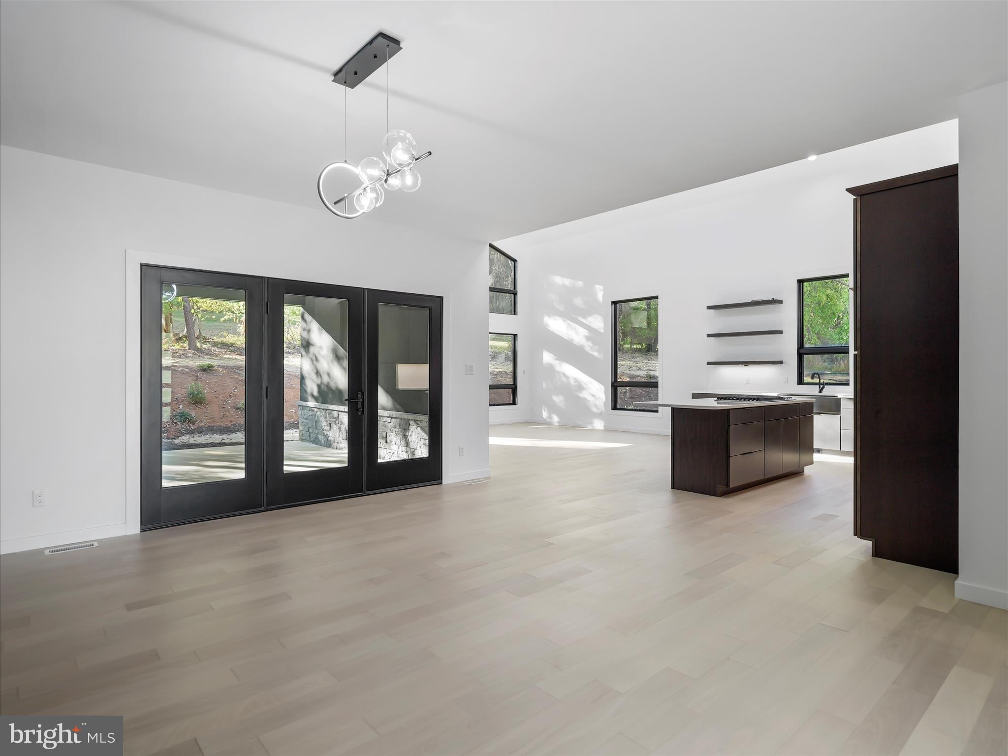 FALLING SPRING ESTATES - Residential