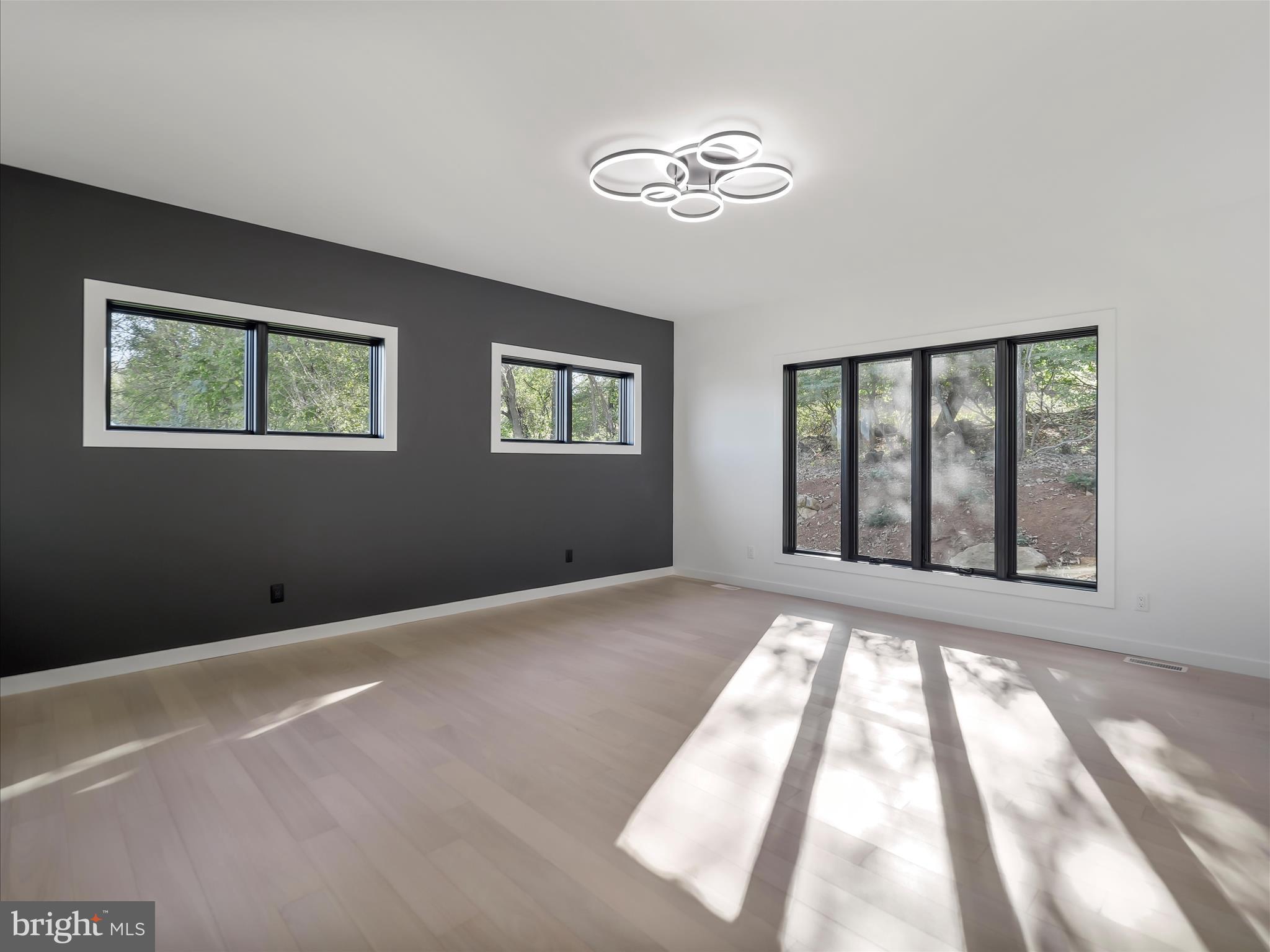 FALLING SPRING ESTATES - Residential