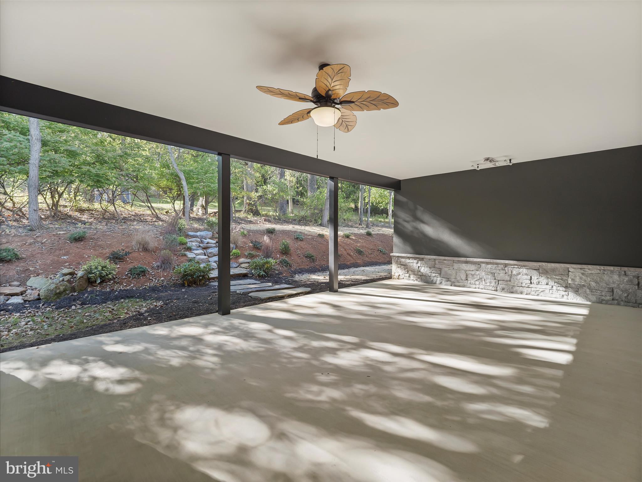 FALLING SPRING ESTATES - Residential