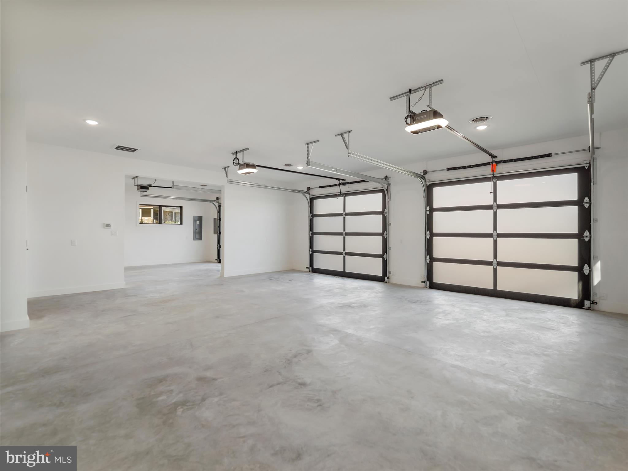 FALLING SPRING ESTATES - Residential