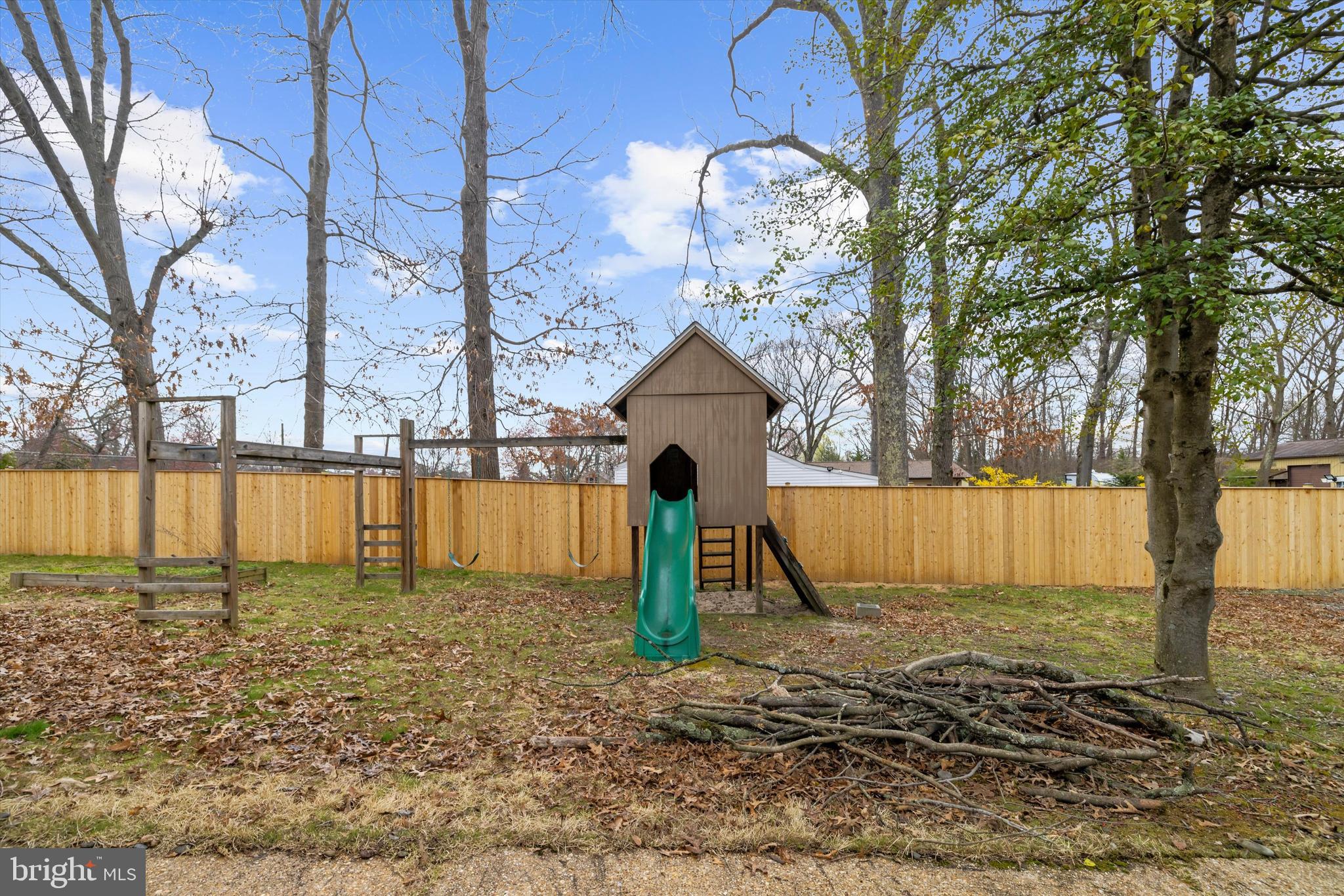 ELVATON ACRES - Residential