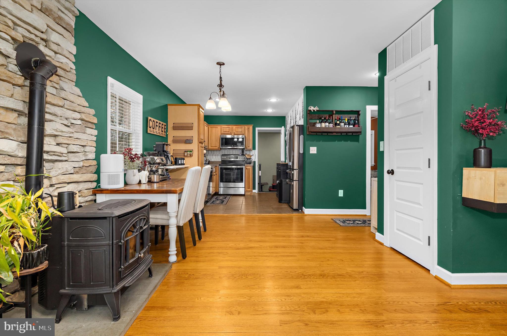 ELVATON ACRES - Residential