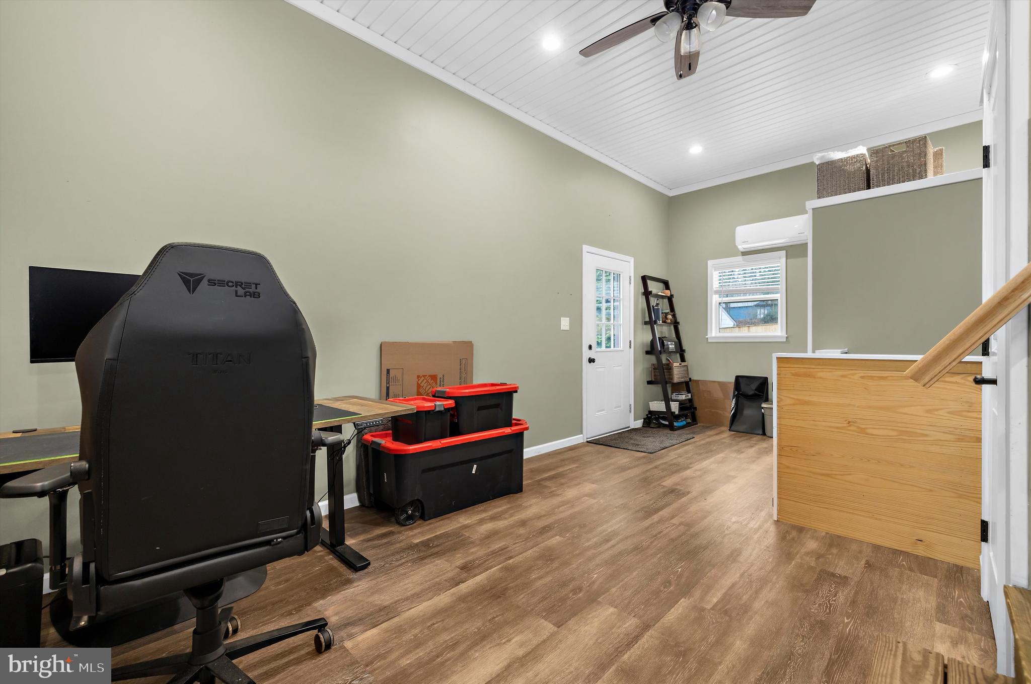 ELVATON ACRES - Residential