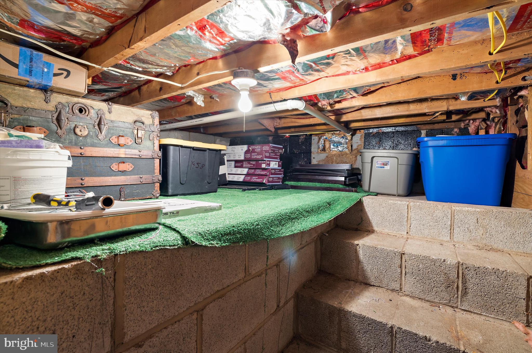 ELVATON ACRES - Residential