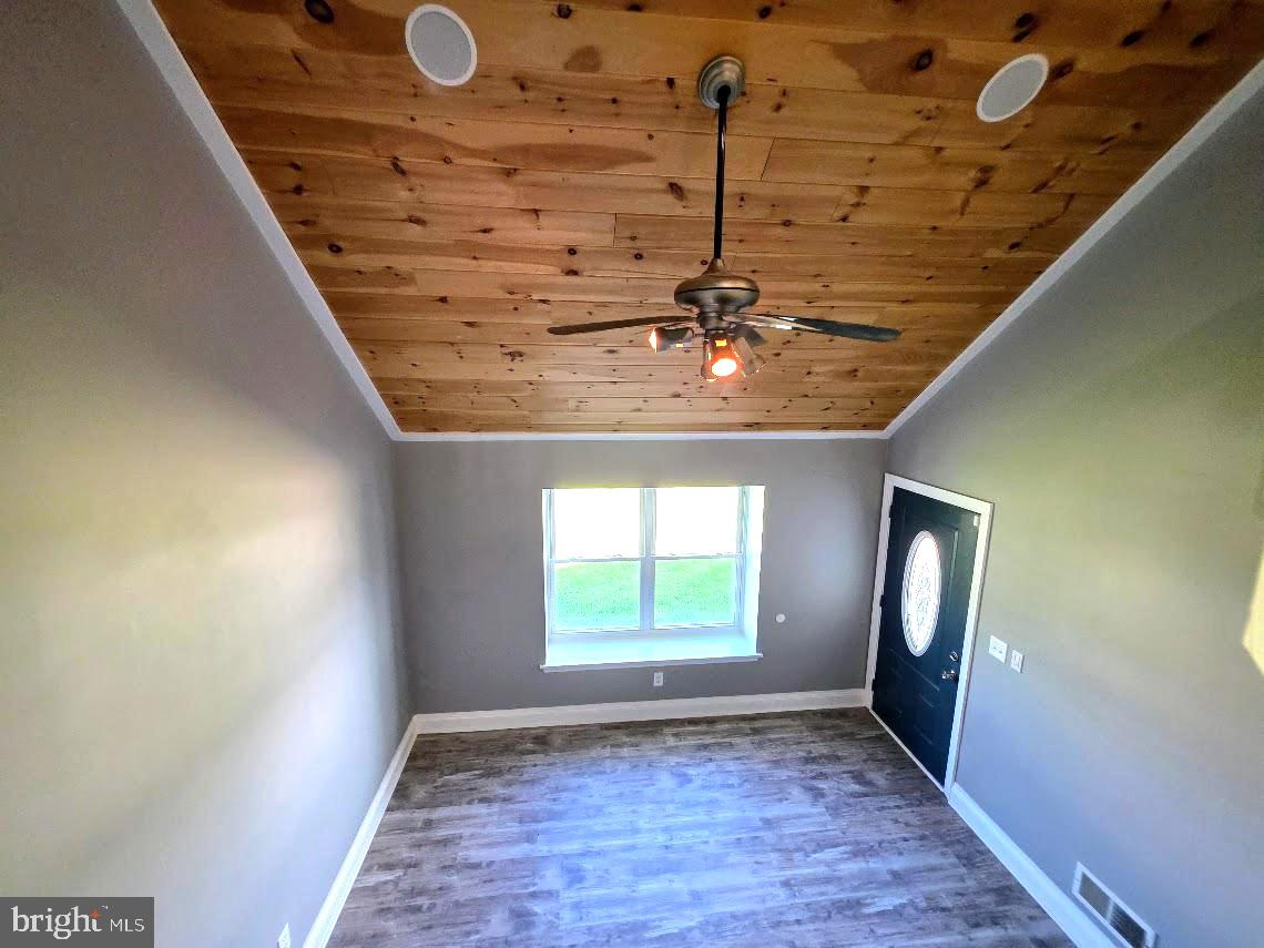 2 PEBBLE PLACE