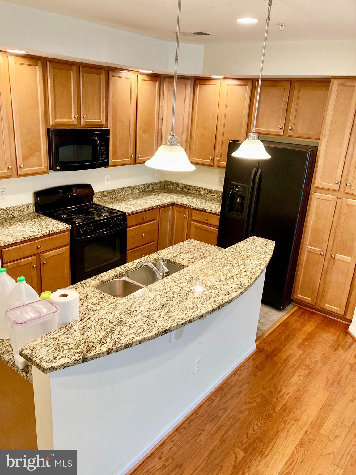 POTOMAC CLUB - Residential Lease