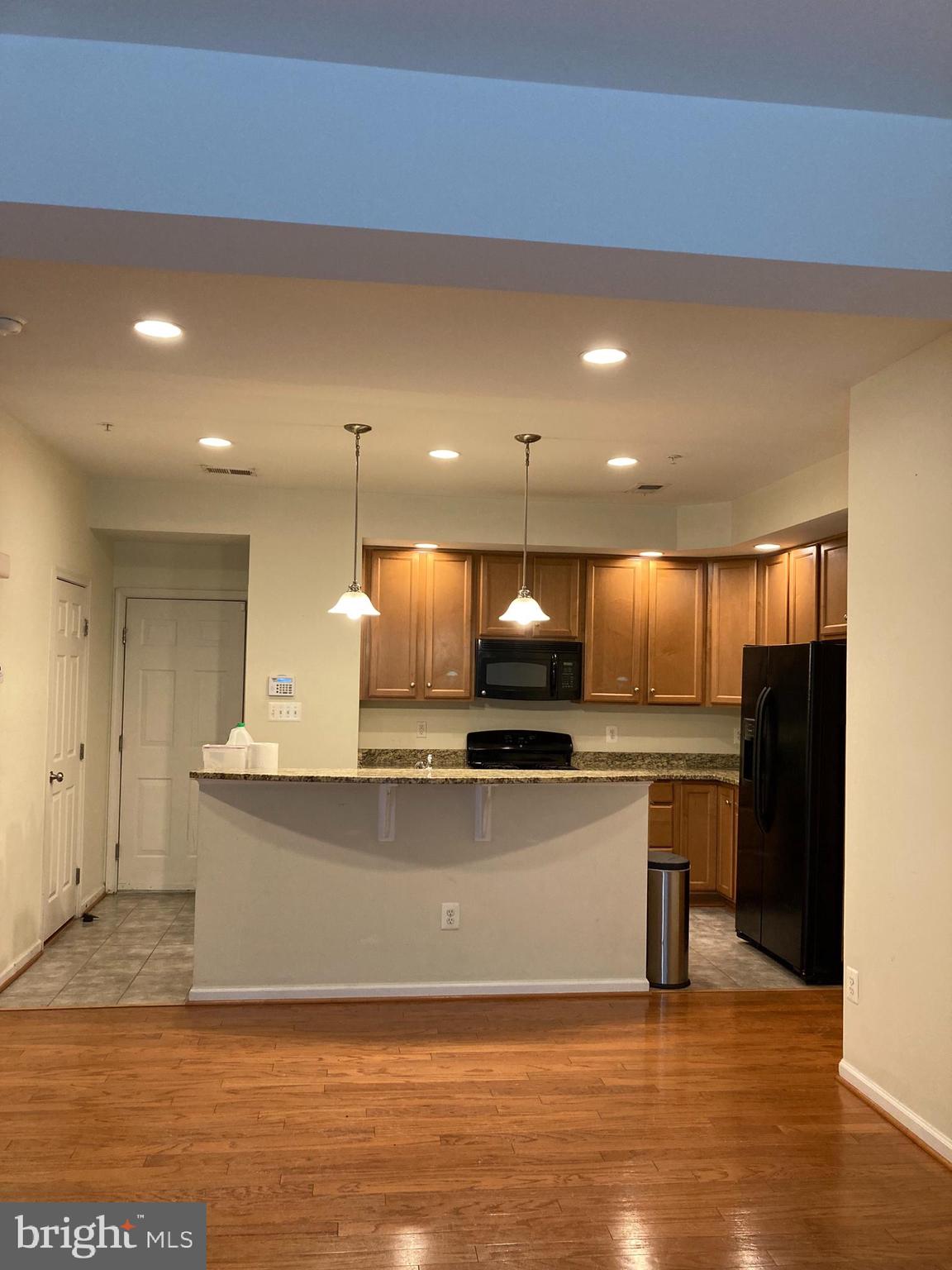 POTOMAC CLUB - Residential Lease