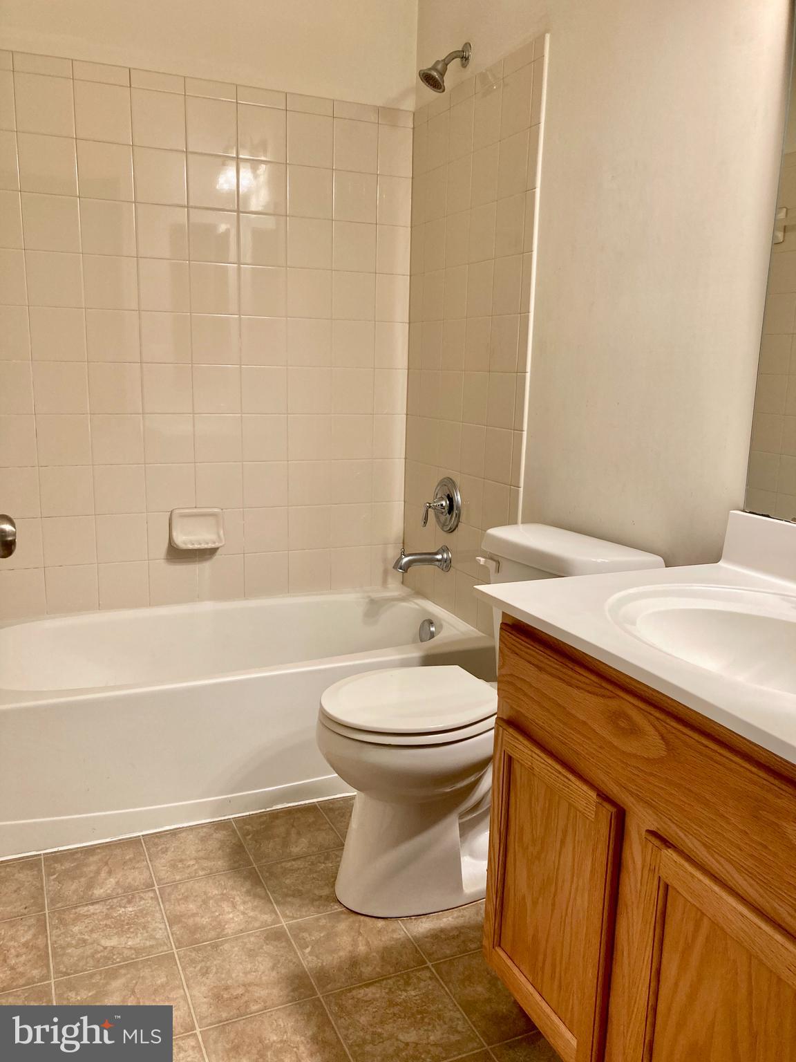 POTOMAC CLUB - Residential Lease