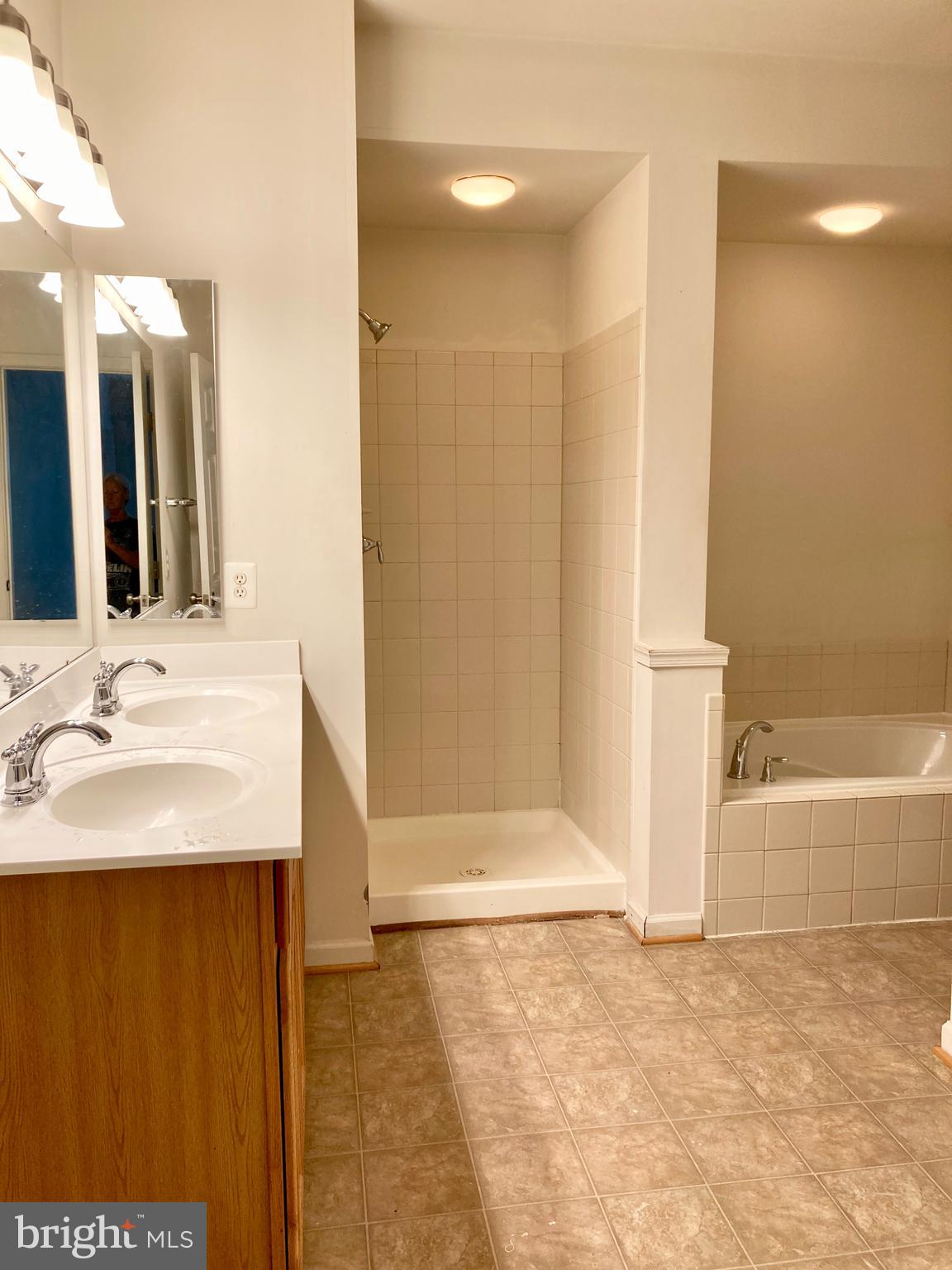 POTOMAC CLUB - Residential Lease