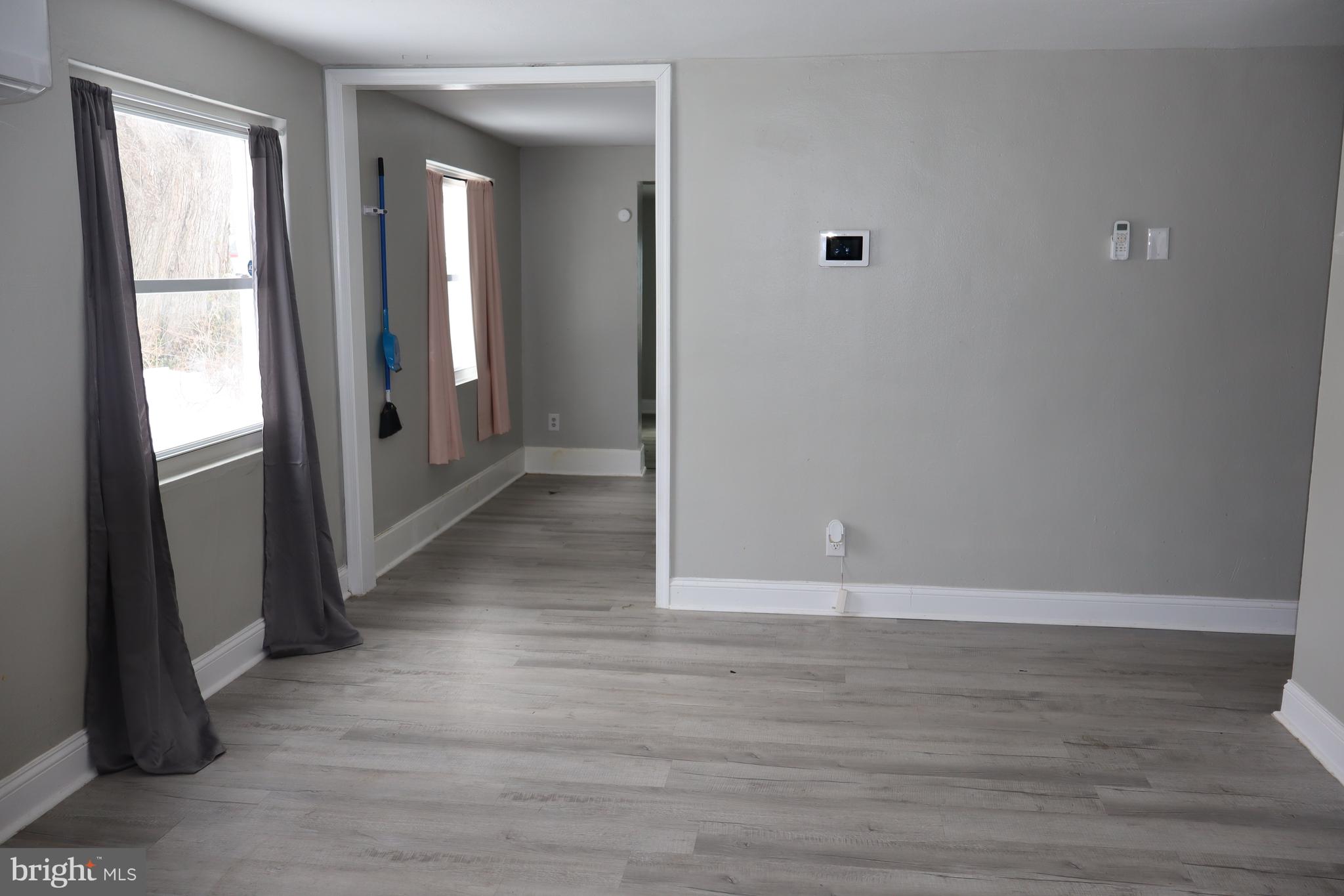 COLLINS PARK - Residential