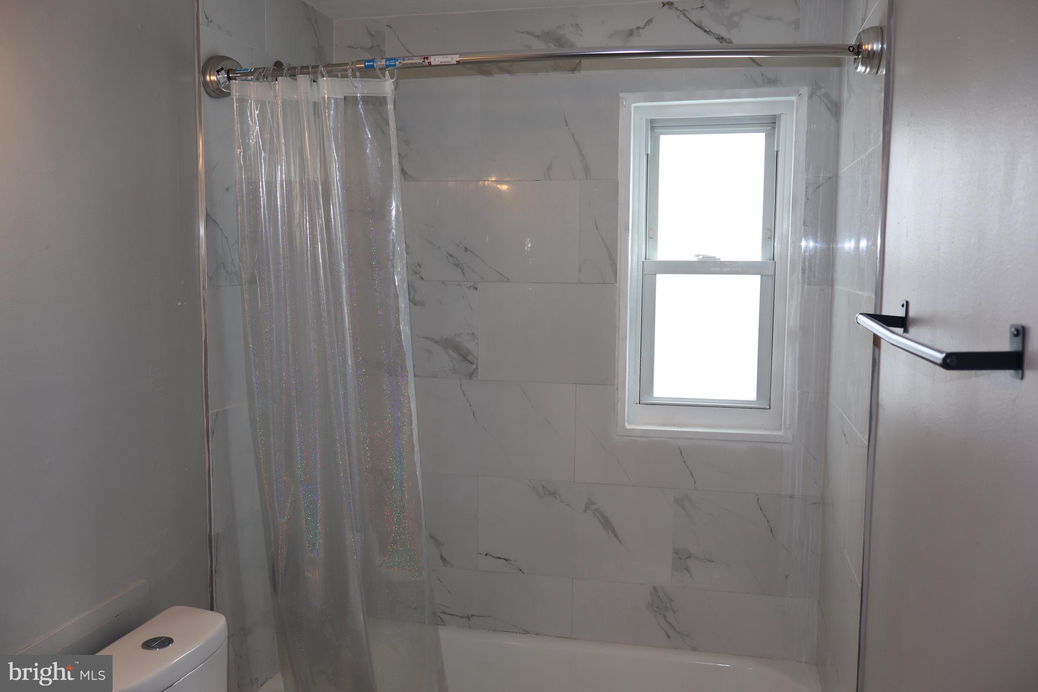 COLLINS PARK - Residential