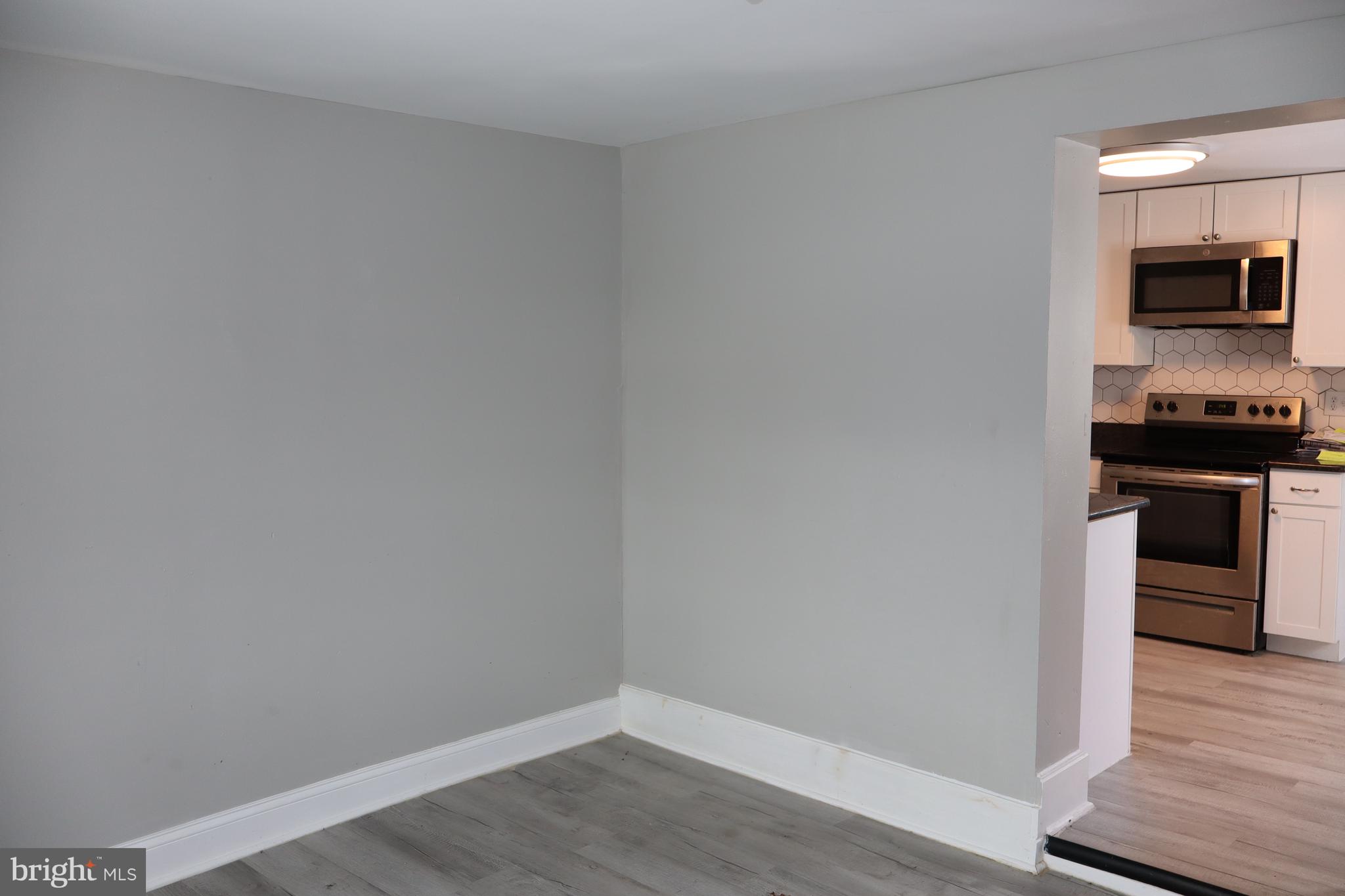 COLLINS PARK - Residential