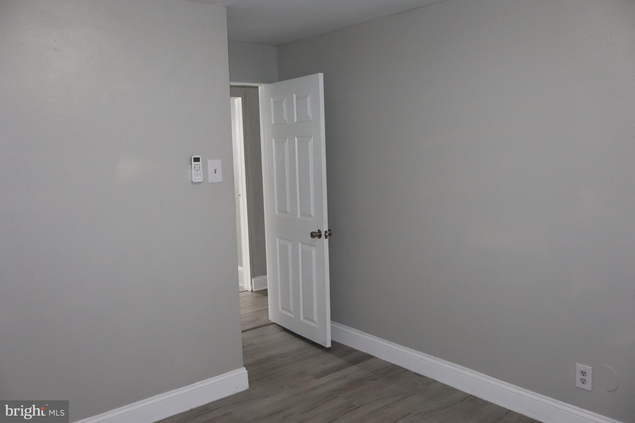 COLLINS PARK - Residential