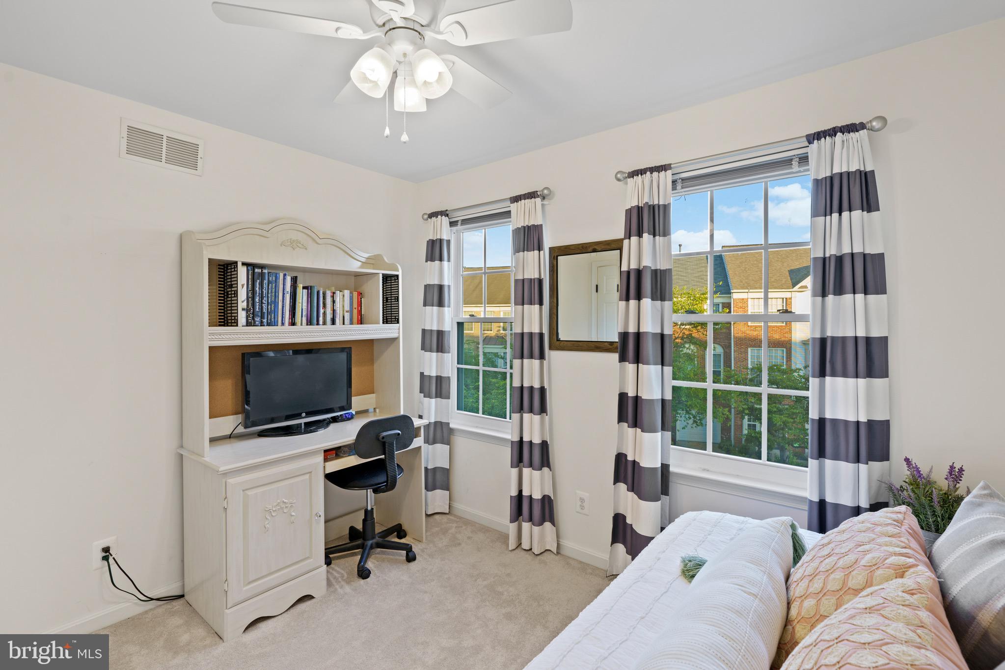 RIDGELEIGH - Residential