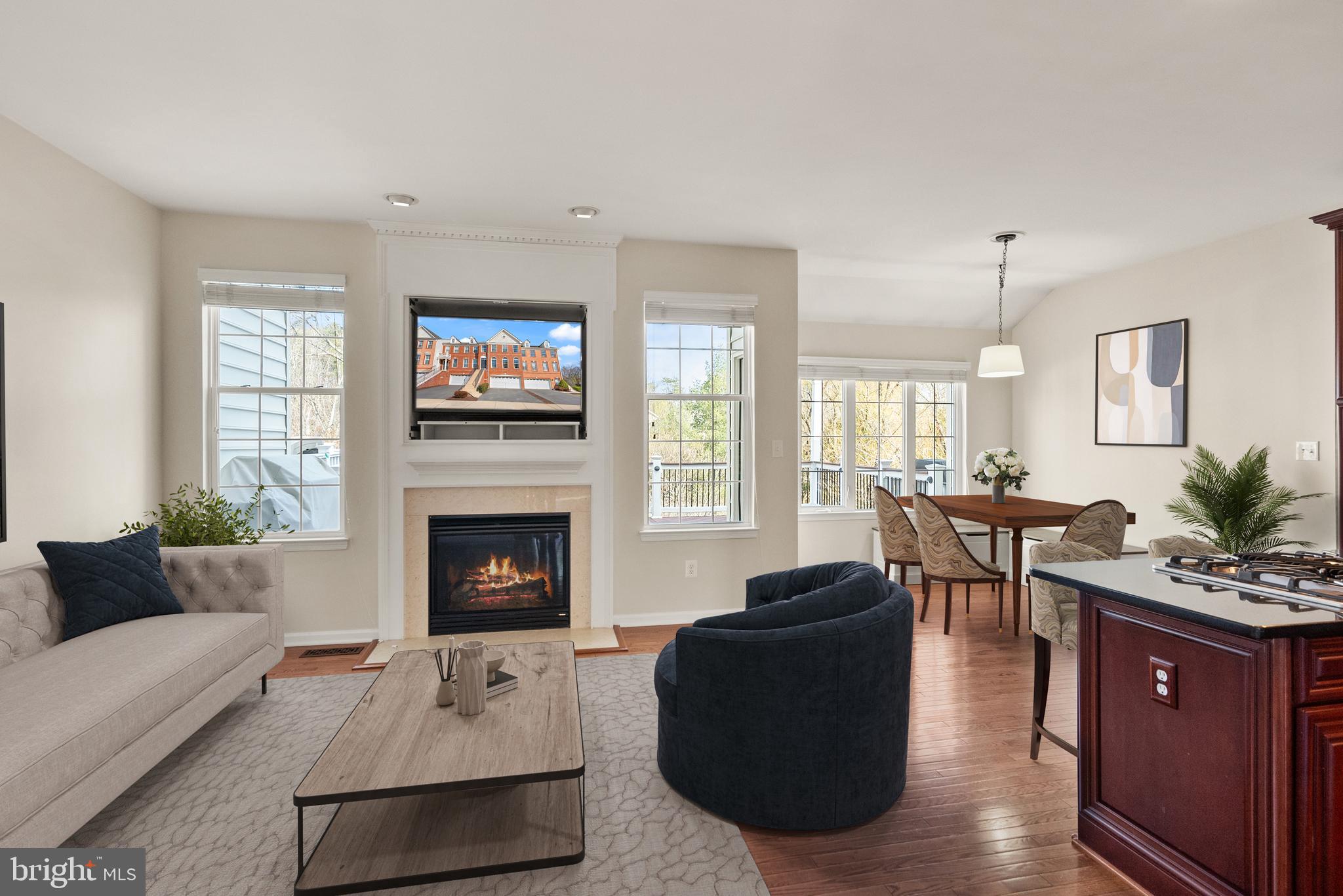 BELMONT COUNTRY CLUB - Residential