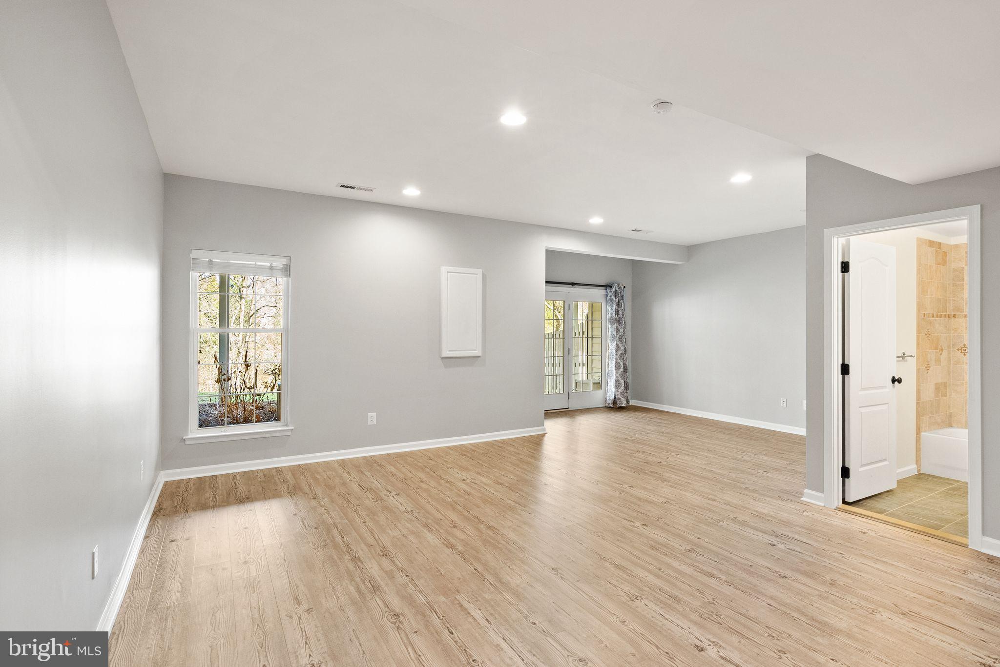 BELMONT COUNTRY CLUB - Residential