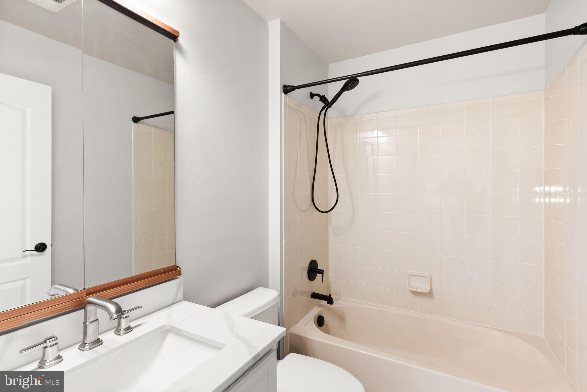 BELMONT COUNTRY CLUB - Residential