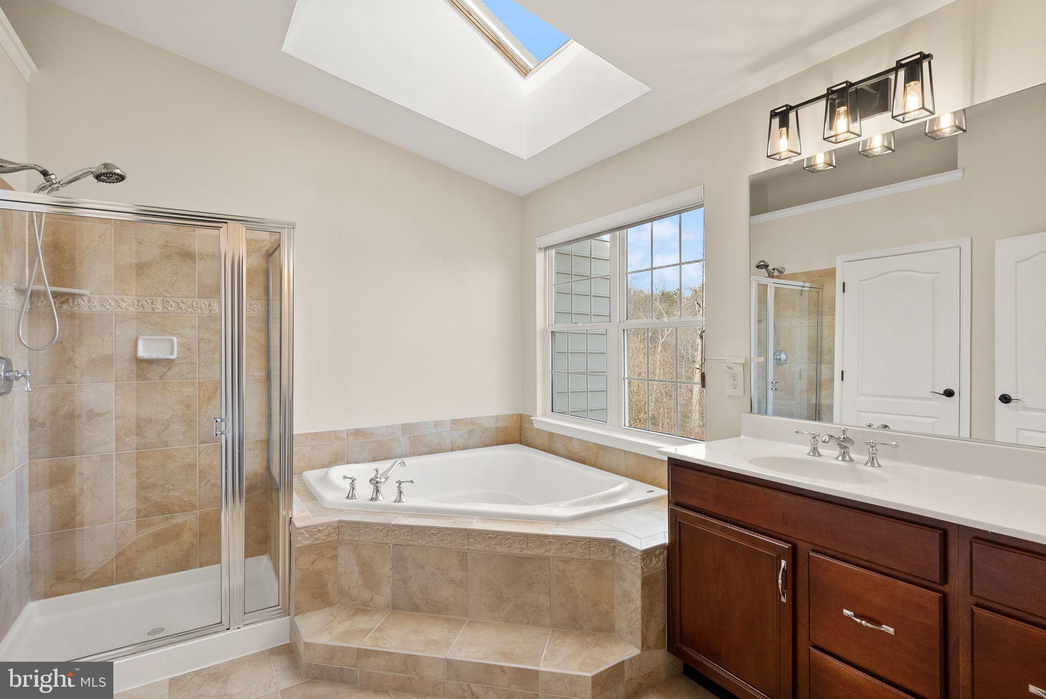 BELMONT COUNTRY CLUB - Residential