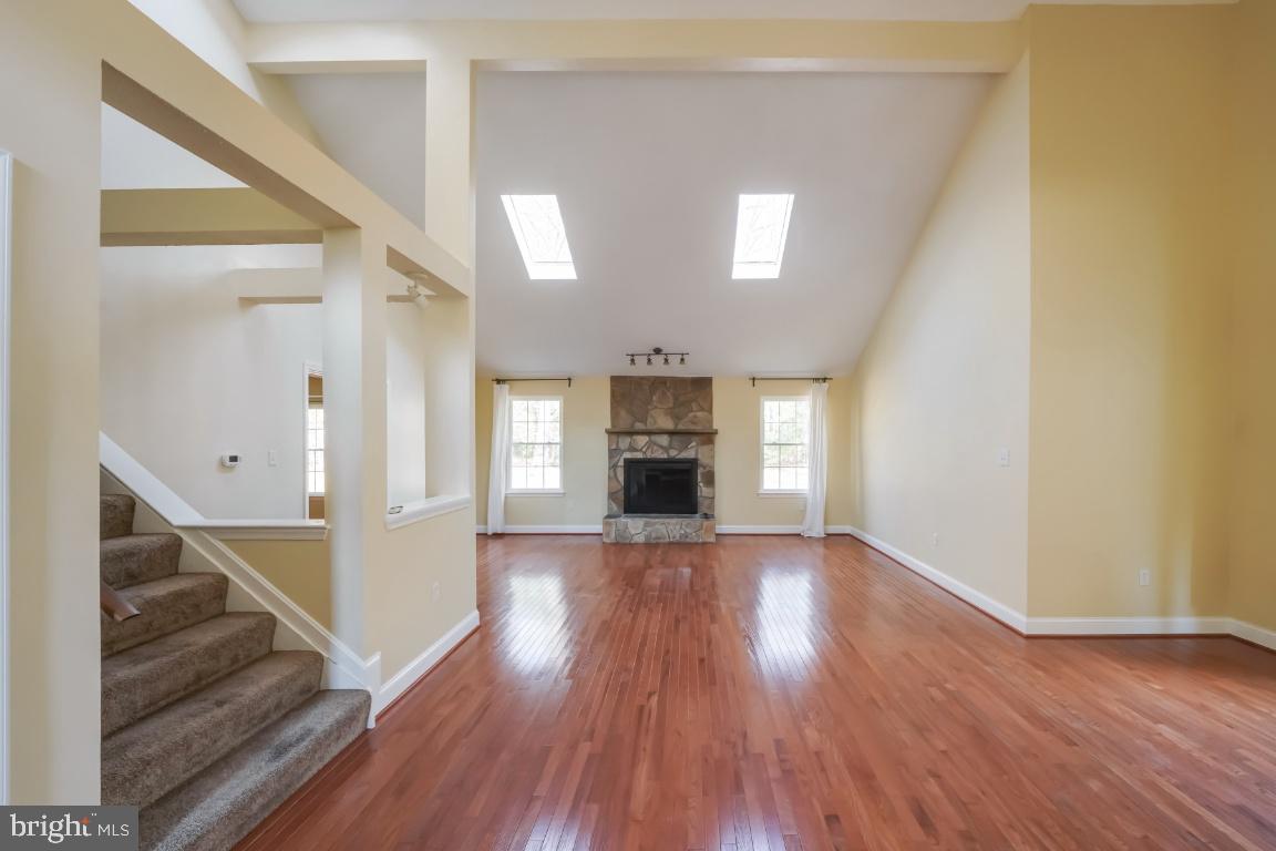 HOMELAND SUB - Residential