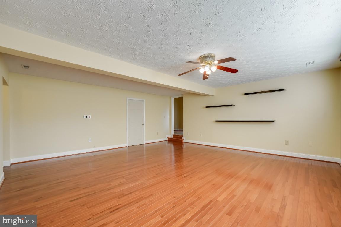 HOMELAND SUB - Residential