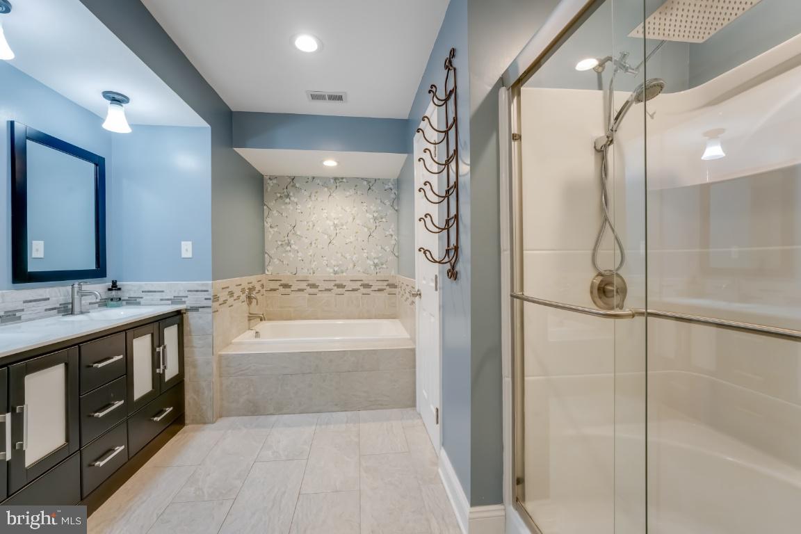 HOMELAND SUB - Residential