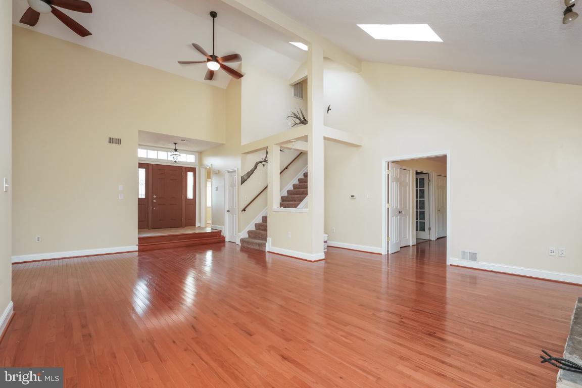 HOMELAND SUB - Residential