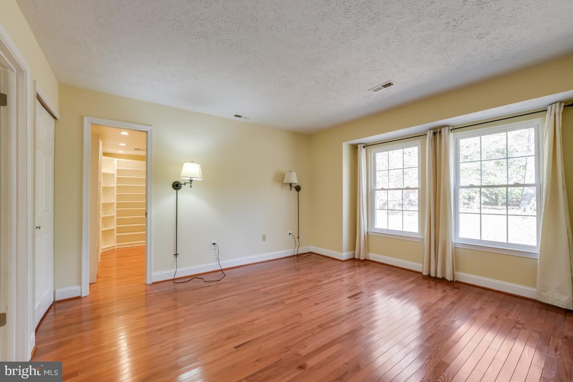 HOMELAND SUB - Residential