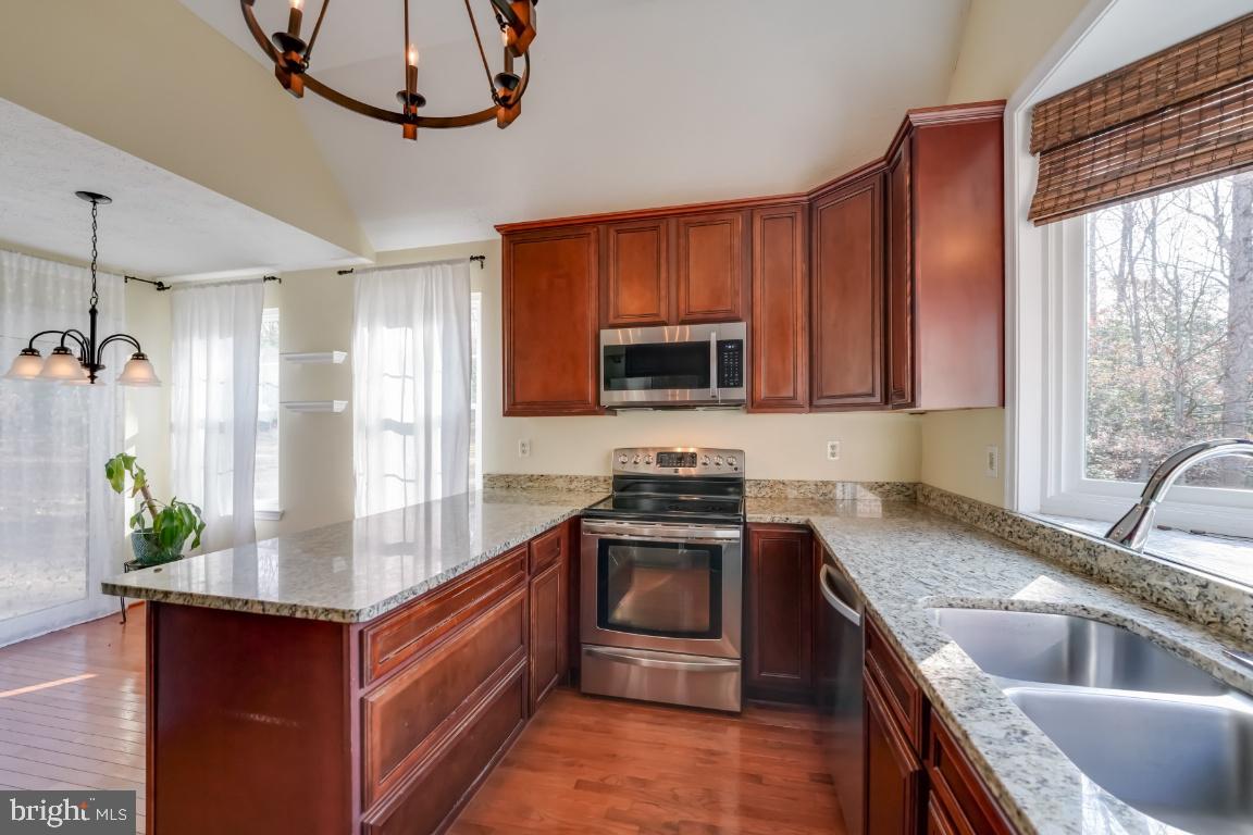 HOMELAND SUB - Residential