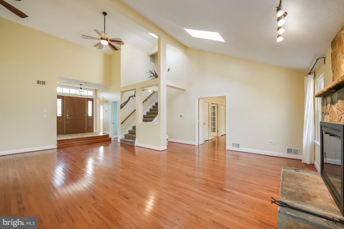 HOMELAND SUB - Residential