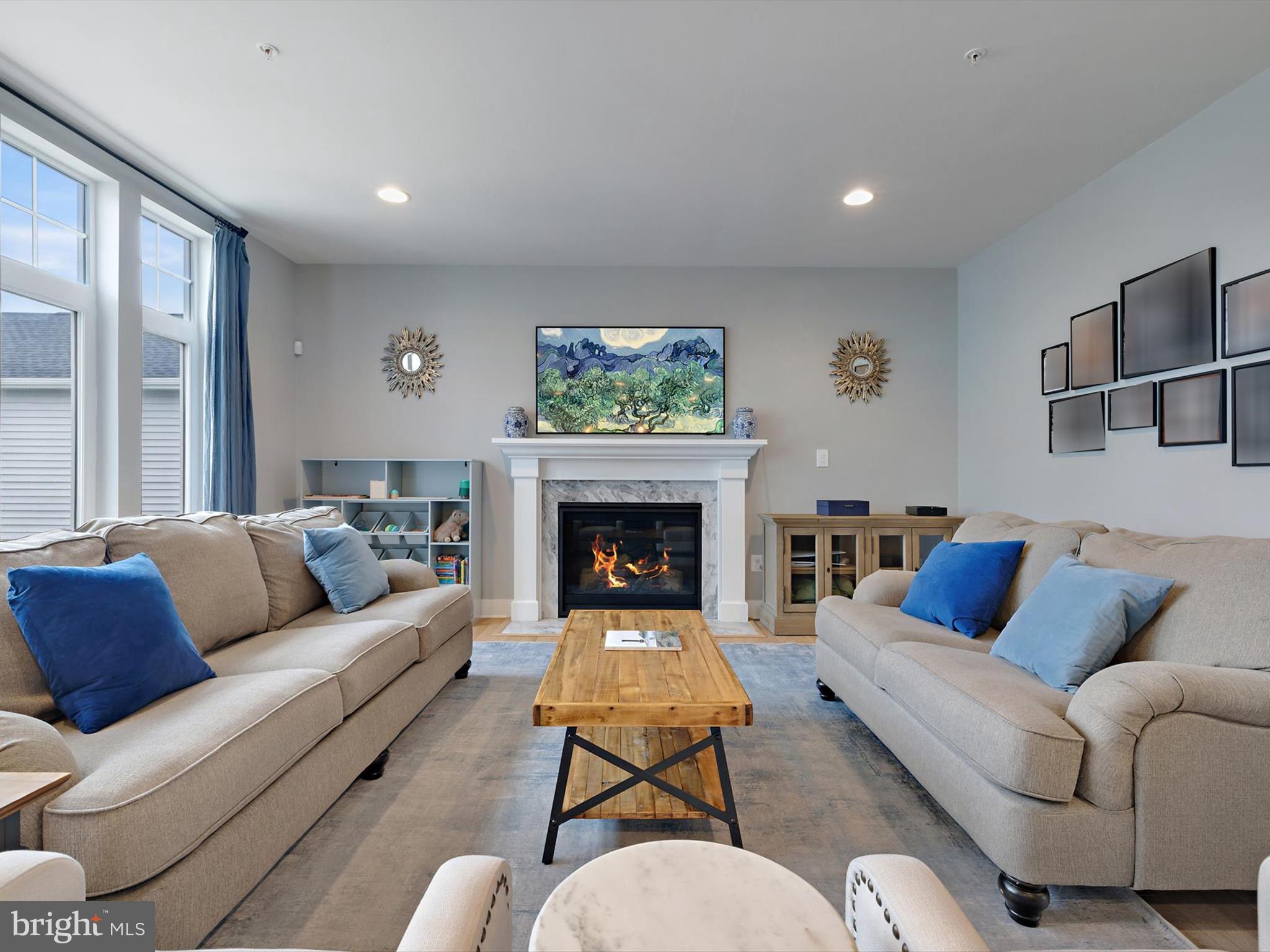 TWO RIVERS - Residential