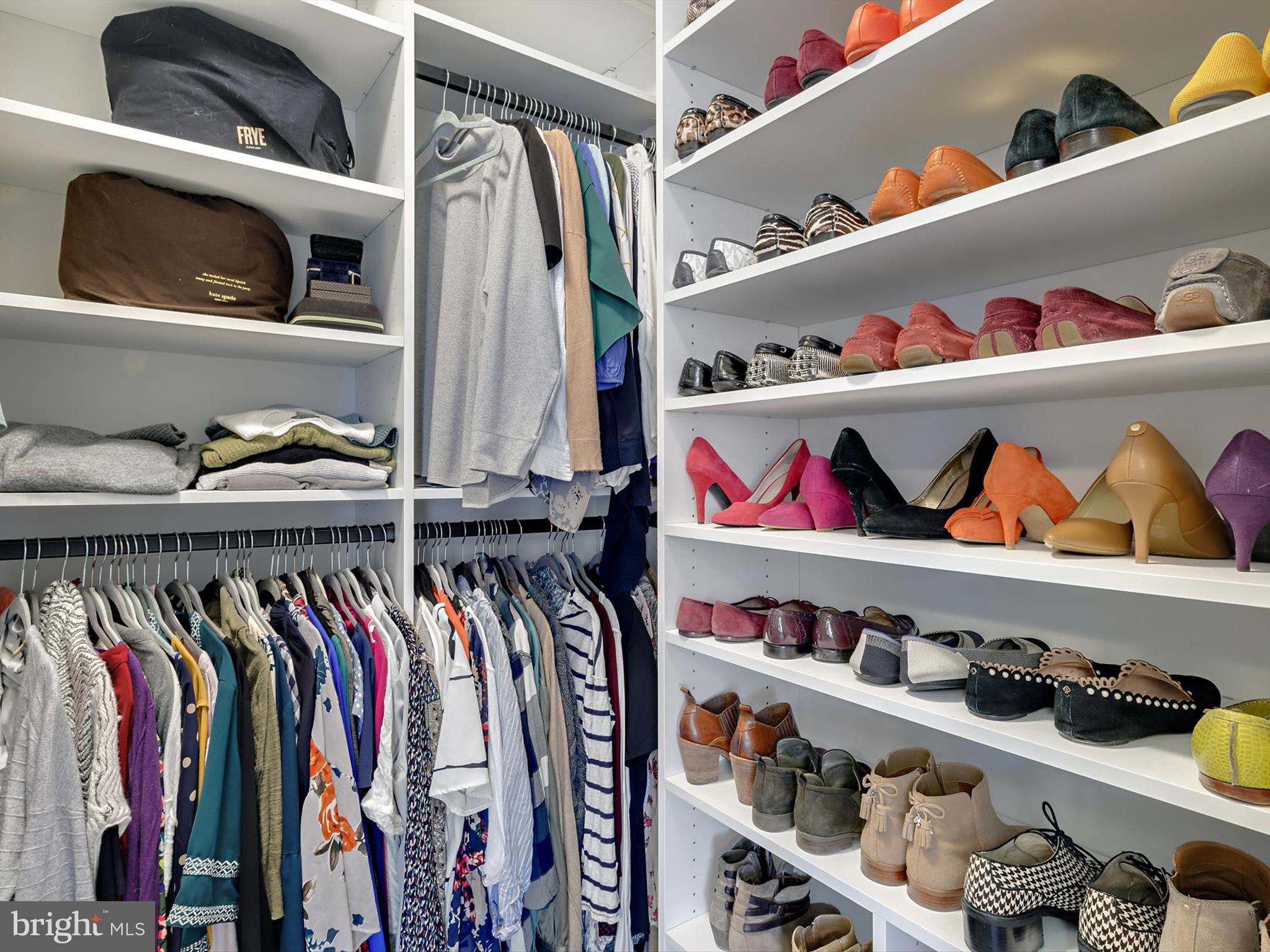 TWO RIVERS - Residential