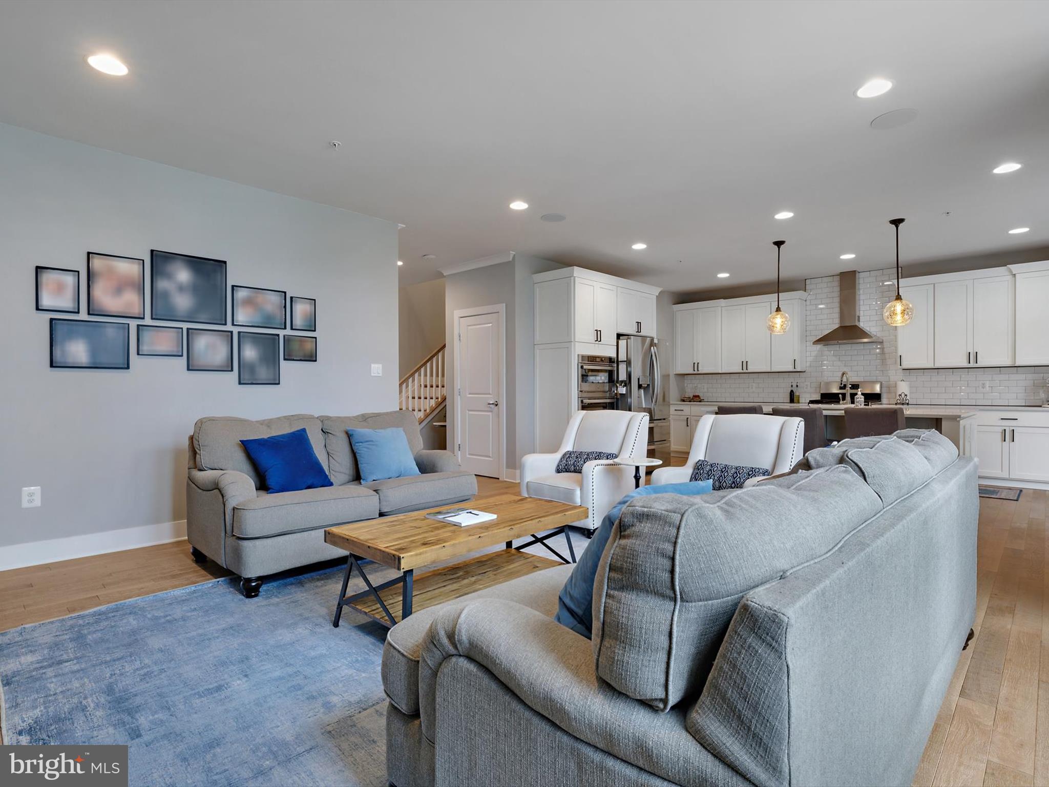 TWO RIVERS - Residential