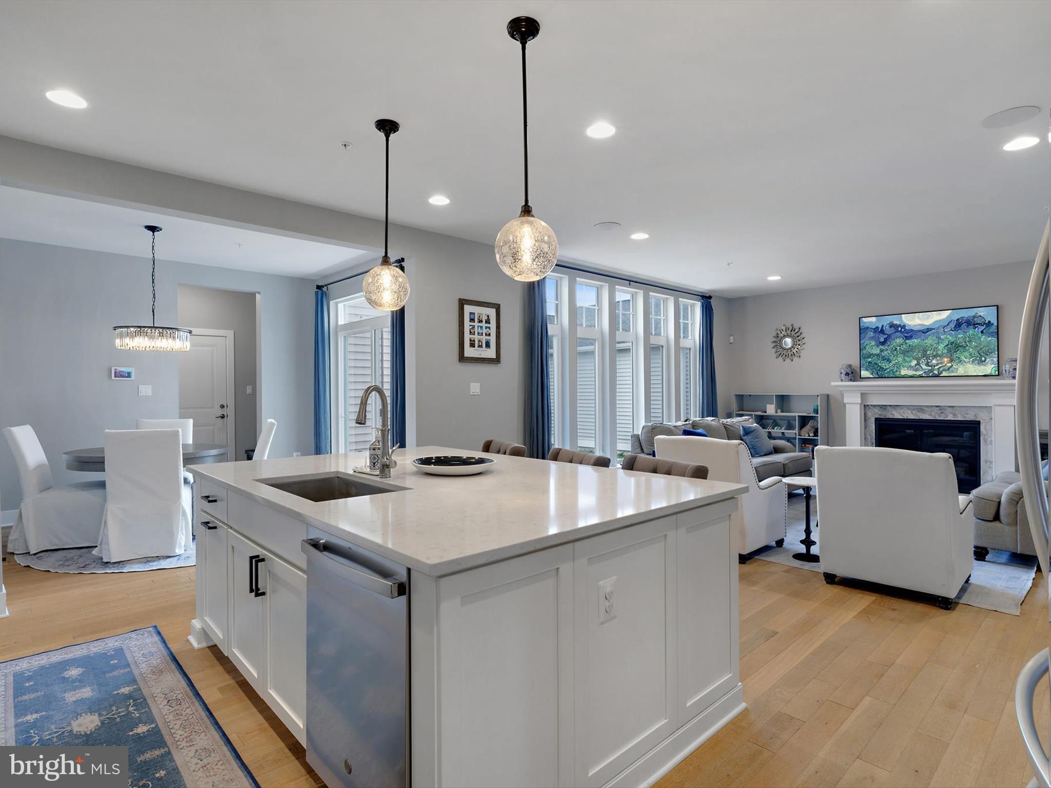 TWO RIVERS - Residential